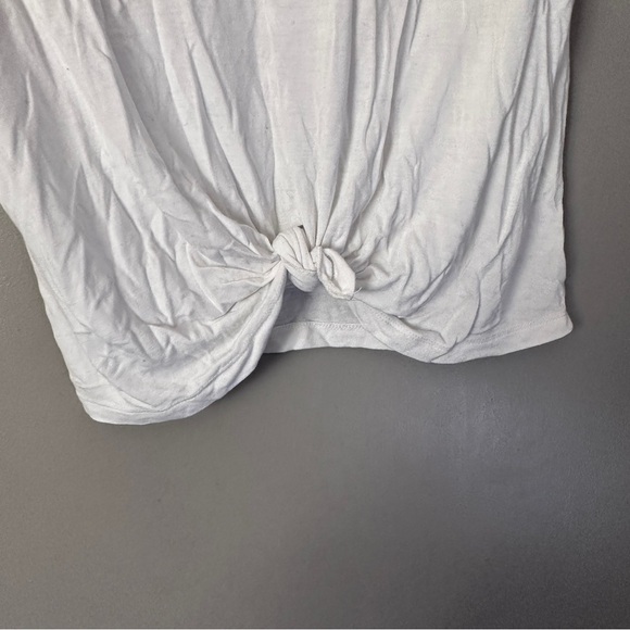 No boundaries tie dye knot front mushroom tshirt - Picture 2 of 4